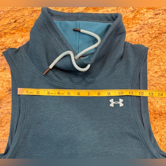 Under Armour Blue Funnel Neck Sleeveless Sweatshirt Loose Fit Women’s Size XS - Picture 7 of 9